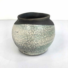 Load image into Gallery viewer, Crackle Studio Pottery Planter