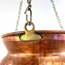 Load image into Gallery viewer, Hammered Copper Hanging Planter