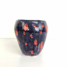 Load image into Gallery viewer, Drip Glaze Pottery Vase