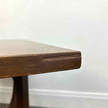 Load image into Gallery viewer, Broyhill Brasilia End Table