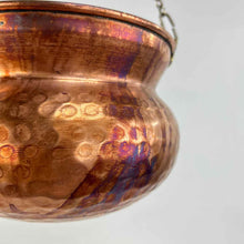 Load image into Gallery viewer, Hammered Copper Hanging Planter