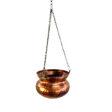 Load image into Gallery viewer, Hammered Copper Hanging Planter