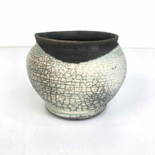 Load image into Gallery viewer, Crackle Studio Pottery Planter