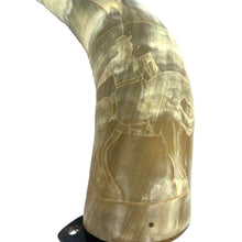 Load image into Gallery viewer, Carved Powder Horn