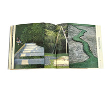Load image into Gallery viewer, Batuz Art Book