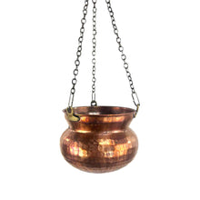 Load image into Gallery viewer, Hammered Copper Hanging Planter