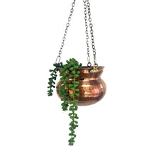Load image into Gallery viewer, Hammered Copper Hanging Planter