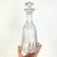 Load image into Gallery viewer, Coin Glass Decanter