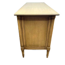 Load image into Gallery viewer, Traditional 6-Drawer Dresser