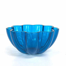 Load image into Gallery viewer, Blue Glass Bowl