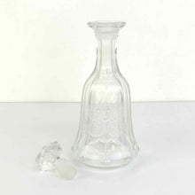 Load image into Gallery viewer, Coin Glass Decanter