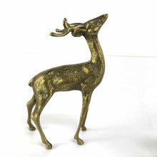 Load image into Gallery viewer, Detailed Brass Deer