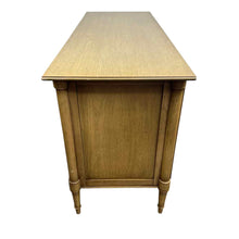 Load image into Gallery viewer, Traditional 6-Drawer Dresser