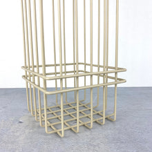 Load image into Gallery viewer, Vertical Metal Basket