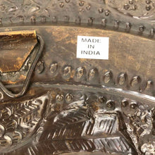 Load image into Gallery viewer, Hammered Brass Birds Tray