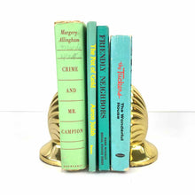 Load image into Gallery viewer, Gold Shell Bookends
