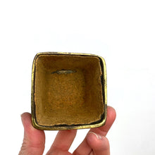 Load image into Gallery viewer, Ribbed Brass Container