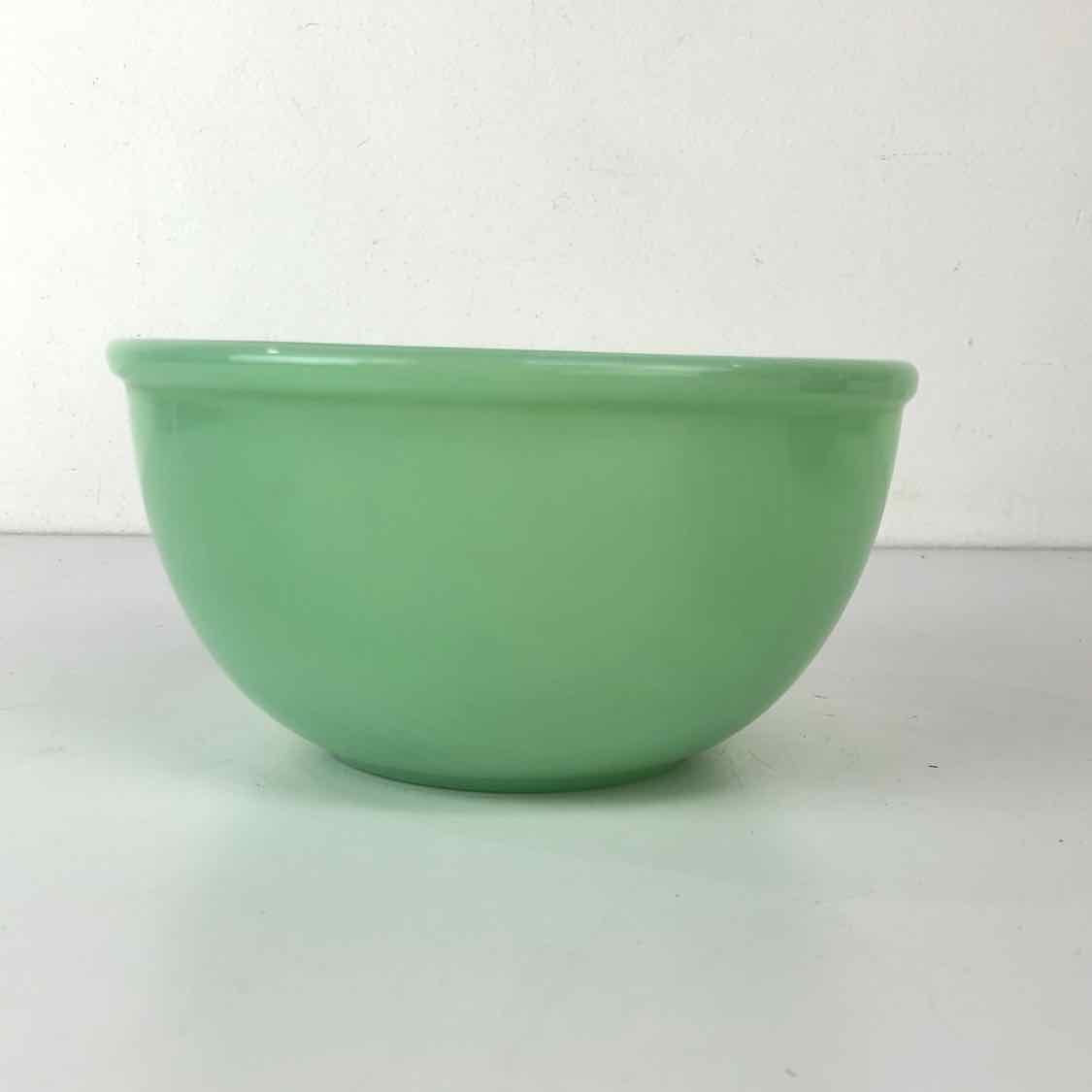 Jadeite Mixing Bowl – Found Furnishings