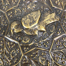 Load image into Gallery viewer, Hammered Brass Birds Tray