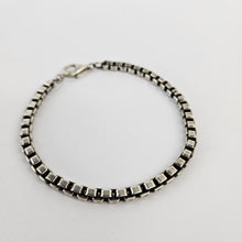 Load image into Gallery viewer, Sterling Silver Box Chain Bracelet