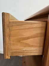 Load image into Gallery viewer, Broyhill Chest of Drawers