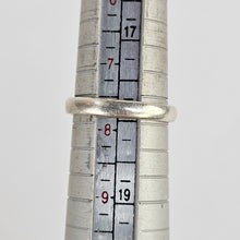 Load image into Gallery viewer, Sterling Amethyst Ring