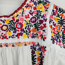 Load image into Gallery viewer, Embroidered Mexican Blouse