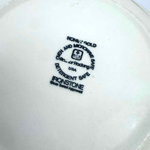 Load image into Gallery viewer, Honeygold Pottery Plates