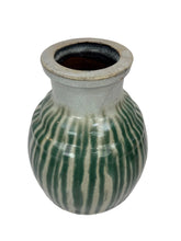 Load image into Gallery viewer, Japanese Shigaraki Jar