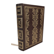 Load image into Gallery viewer, Hardback Thomas Wolfe Book