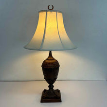 Load image into Gallery viewer, Heavy Brass Lamp