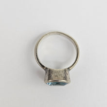 Load image into Gallery viewer, Blue Topaz Sterling Ring