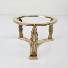 Load image into Gallery viewer, Brass Sphere Stand
