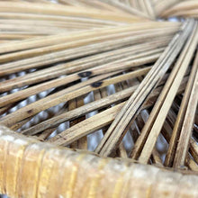 Load image into Gallery viewer, Wicker Plant Stand