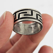 Load image into Gallery viewer, Sterling Greek Key Ring