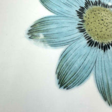 Load image into Gallery viewer, Up-Sa Daisy Salad Plates