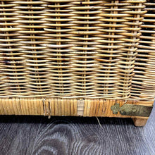 Load image into Gallery viewer, Vintage Trunk