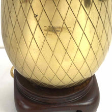 Load image into Gallery viewer, Brass Pineapple Lamp