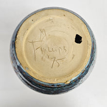 Load image into Gallery viewer, Drip Glaze Studio Pottery Vase