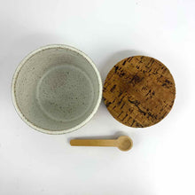 Load image into Gallery viewer, Pottery Salt Cellar