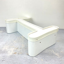 Load image into Gallery viewer, White Letter I Sign