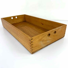 Load image into Gallery viewer, Dovetailed Oak Wooden Tray