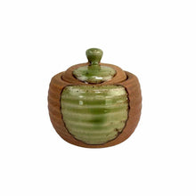 Load image into Gallery viewer, Stopneware Pottery Box
