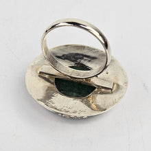 Load image into Gallery viewer, Round Green Statement Ring