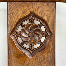 Load image into Gallery viewer, Oak Horseshoe Chairs