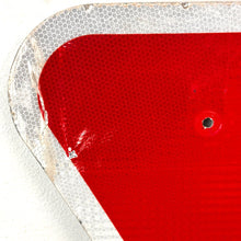 Load image into Gallery viewer, YIELD Reflective Sign