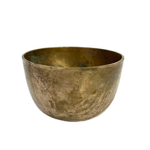 Load image into Gallery viewer, Minimal Brass Bowl