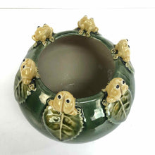 Load image into Gallery viewer, Frog Pottery Vase