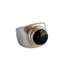 Load image into Gallery viewer, Onyx &amp; Sterling Ring
