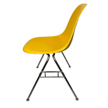Load image into Gallery viewer, Modern Yellow Fiberglass Shell Chair